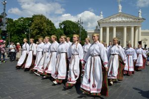 Parade in traditional Lithuanian Song Celebration